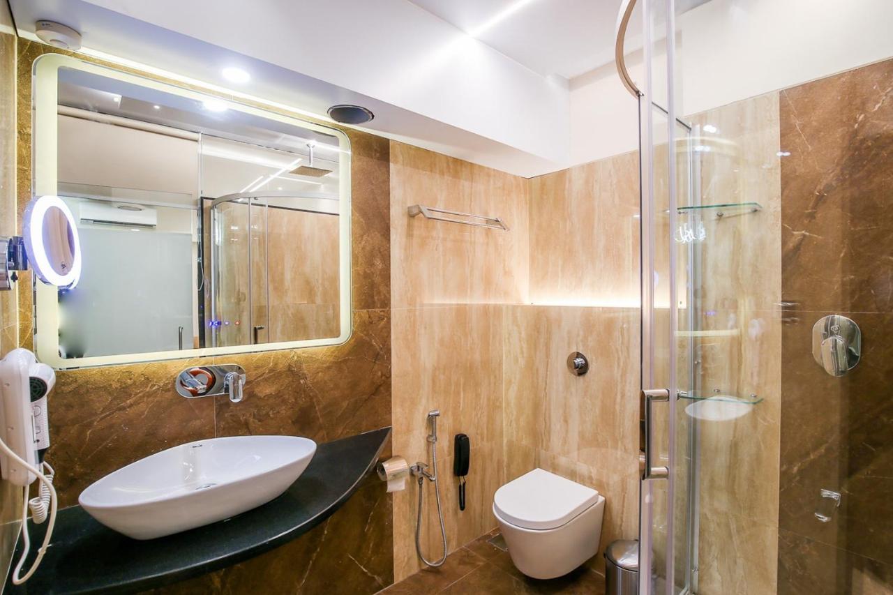 Hotel Royal Palace Jalgaon Ngoại thất bức ảnh