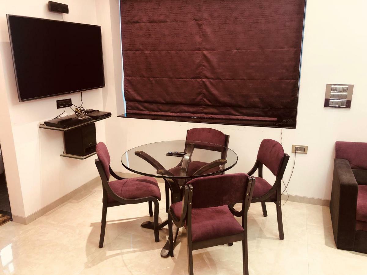Hotel Royal Palace Jalgaon Ngoại thất bức ảnh